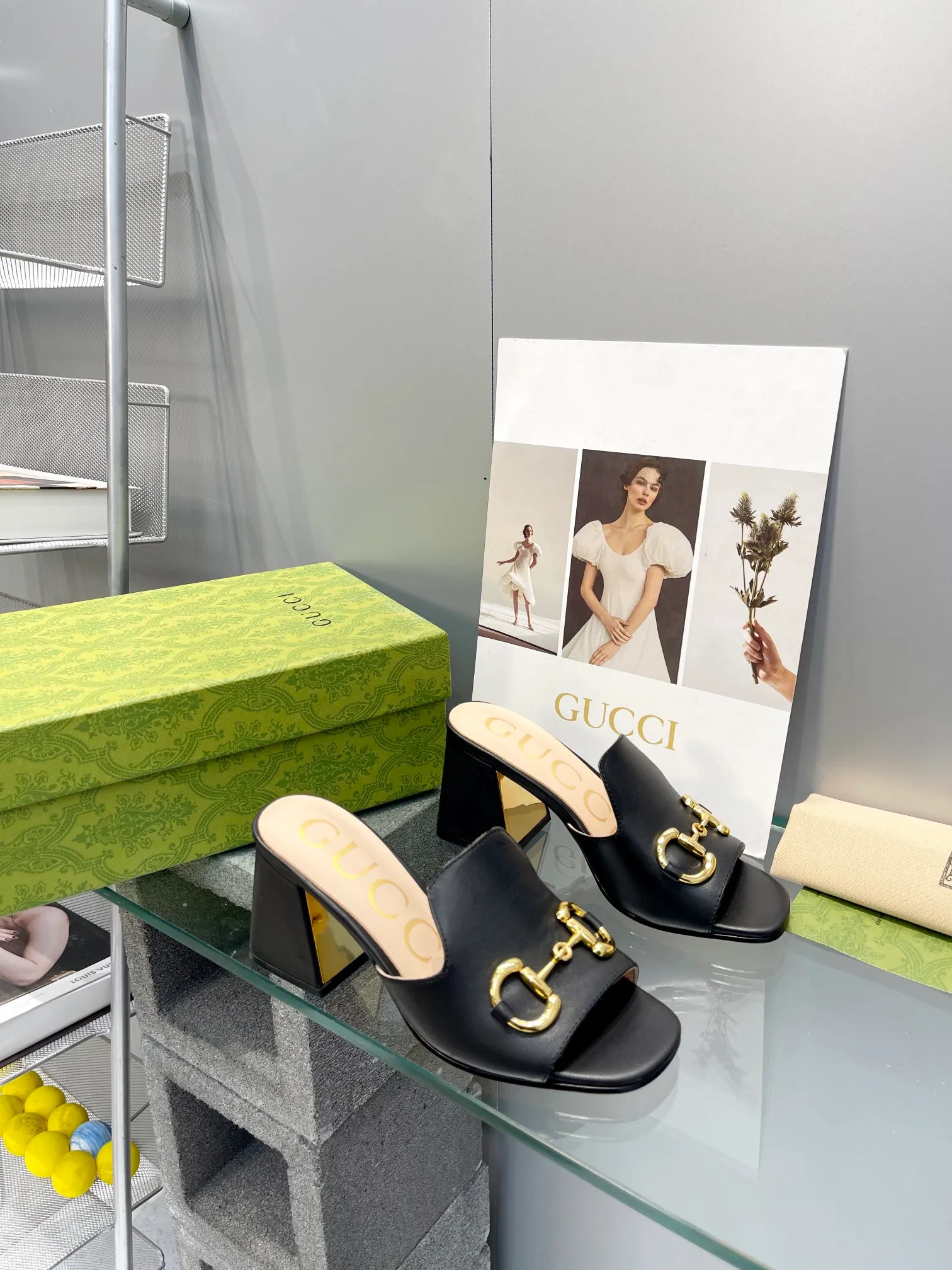 👟👟Ex-factory price 460👟👟 Women's shoes factory gucci 2024 early spring horsebit new thick heel retro shoes Internet celebrity hot sandals super versatile fashion items. Original 1:1 customized. It is worth mentioning the packaging. This year’s G family’s packaging is really high-end, and the original packaging is presented.  Material: original custom imported oil-waxed ancient soft sheepskin. Lining: high-end customized sheepskin. Italian genuine leather outsole. Heel height: 7.5cm. Heel electroplated gold+covered leather. Size: 34-41 (34, 40, 41 customized)